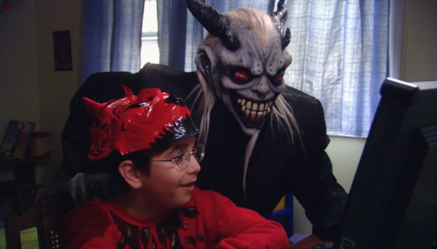 SATAN’S LITTLE HELPER (2004)